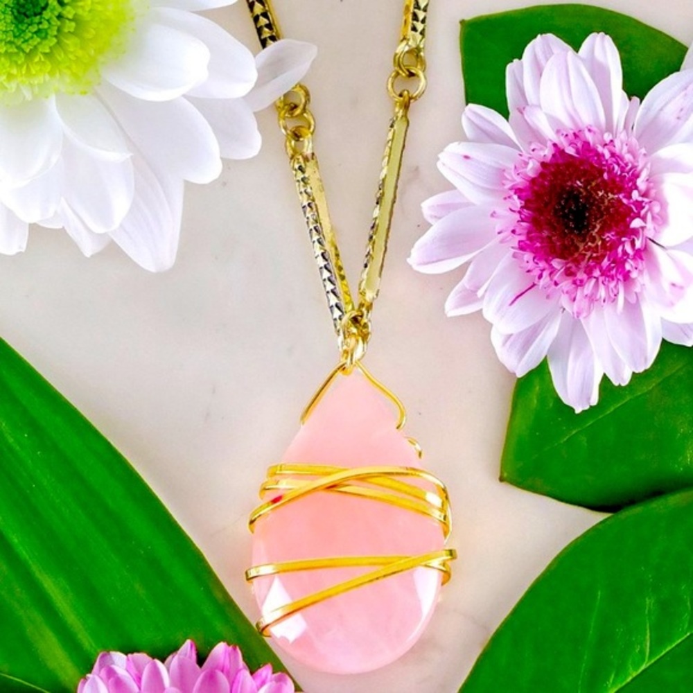 Neiman Marcus Pink Teardrop Pendant Necklace